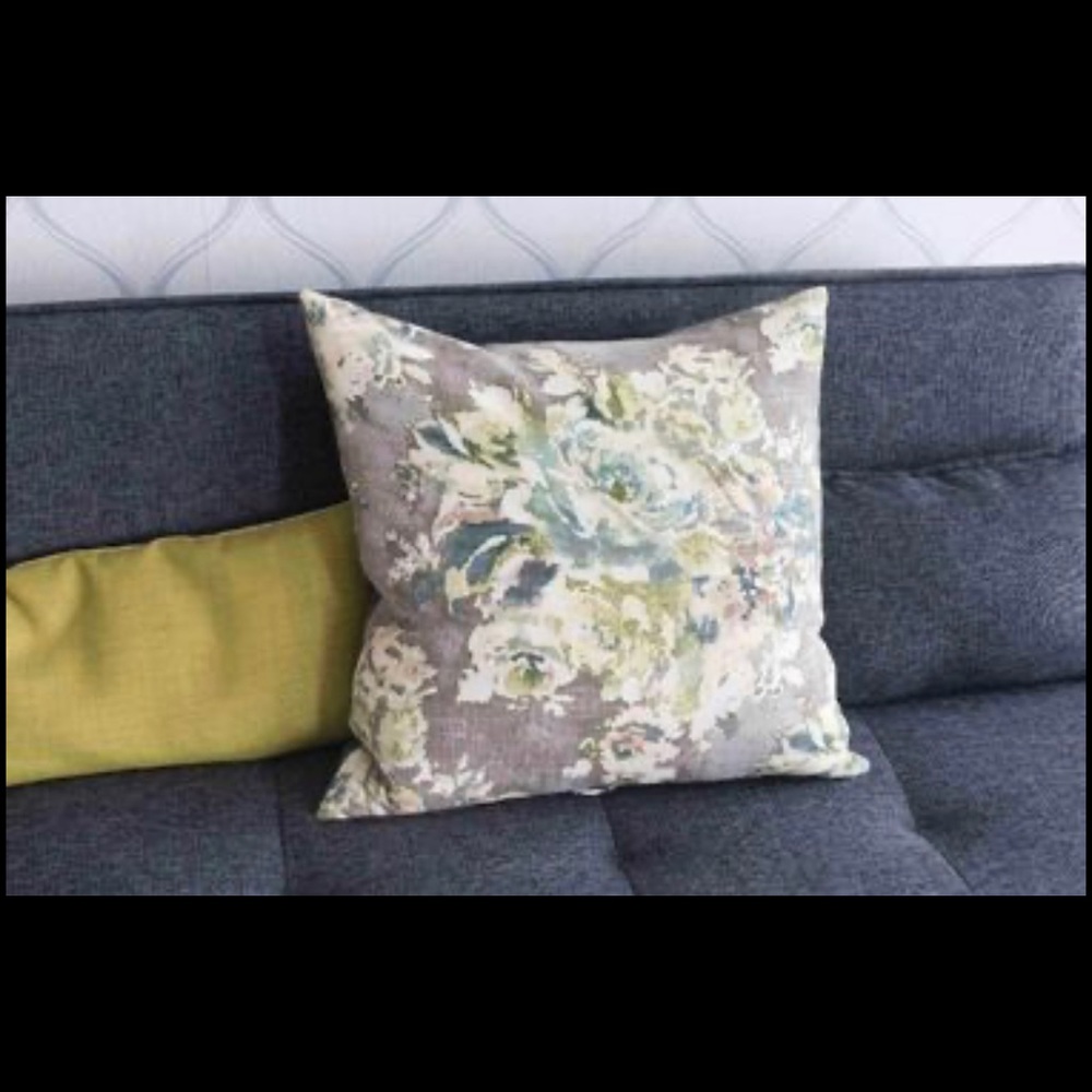 Throw pillow